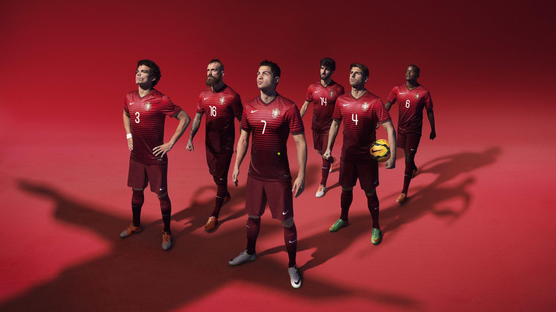 pg模拟器免费-曼联客场4-1复仇狼队，B费2射1传率队追平切尔西升英超第6